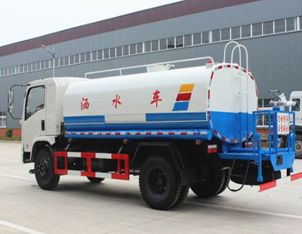 洒水车1