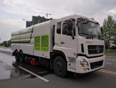 清洗扫路车